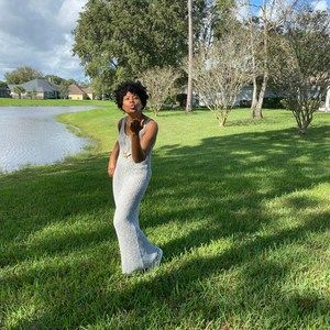 Meet your Posher, Debra